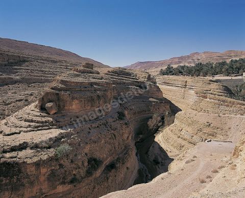 Oasis de montagne, canyon  et village de Midès