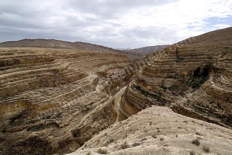 Oasis de montagne, canyon  et village de Midès