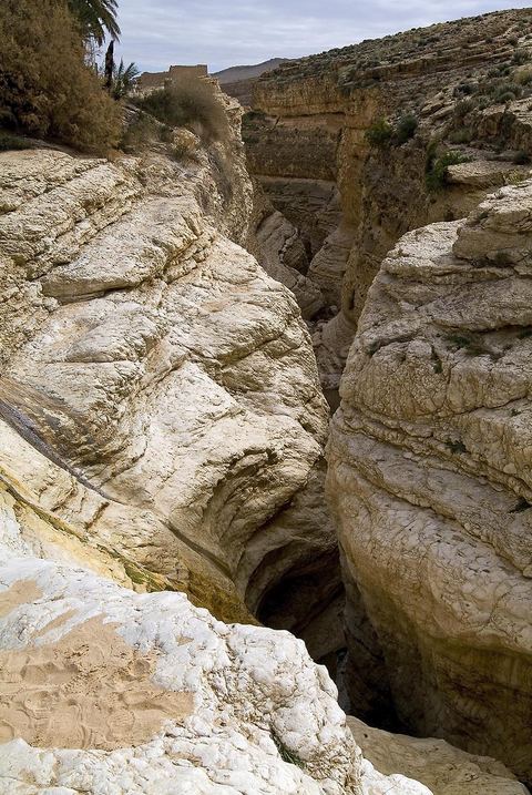 Oasis de montagne, canyon  et village de Midès