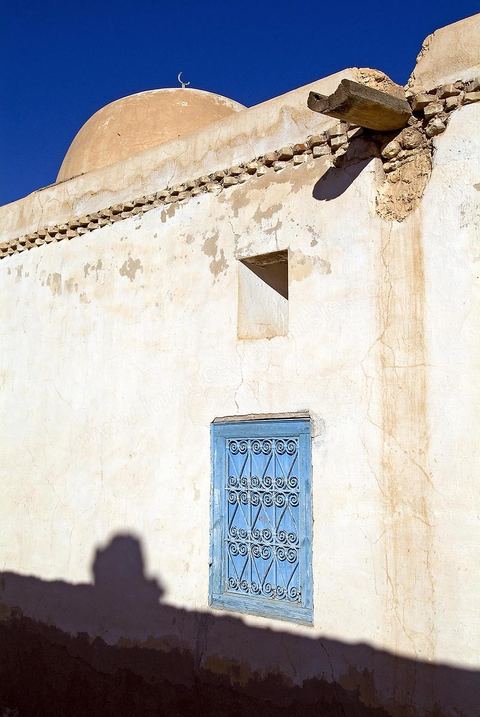 Les ruelles avce mosquées et marabouts du vieux village de Tamerza