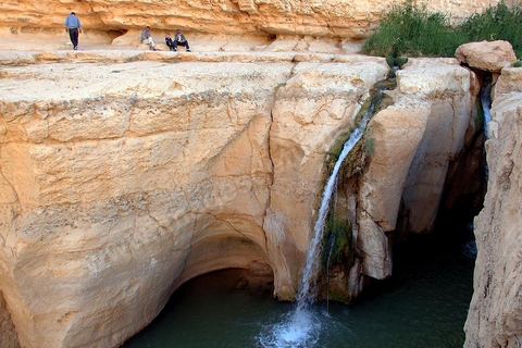 Falaises et cascades de Tamerza