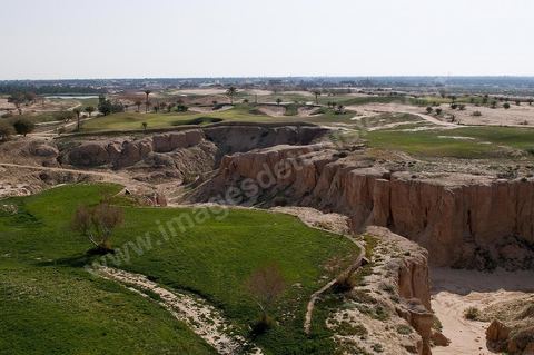 Terrain de Golf de Tozeur au dessus de la palmeraie