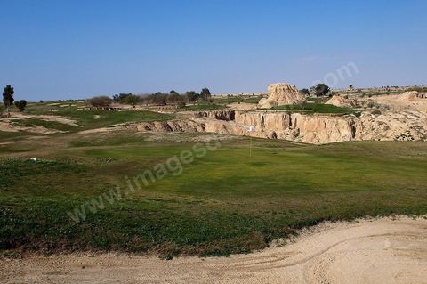 Terrain de Golf de Tozeur au dessus de la palmeraie