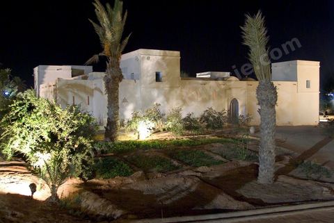 Houch traditionnel au milieu du jardin du menzel - Djerba Explore - Ile de Djerba