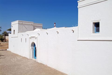 Vue extérieure du Houch, maison traditionnelle djerbienne - Ile de Djerba