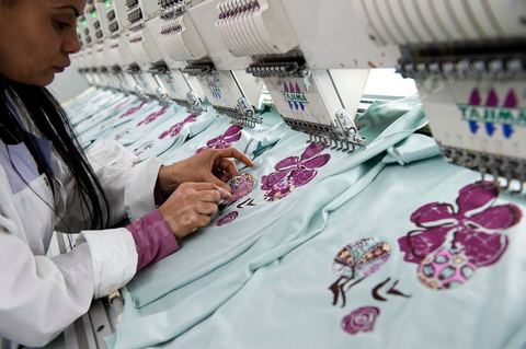 Sté Ditex usine de textile off shore à la Soukra dans la banlieue sud de Tunis
