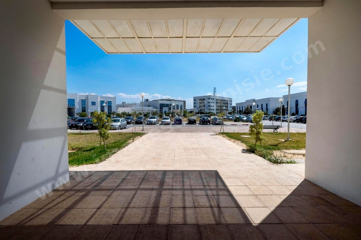 Batiment de Telnet Innovations Labs au Pôle Technologique et de Communication d'El Ghazala dans la banlieue nord de Tunis