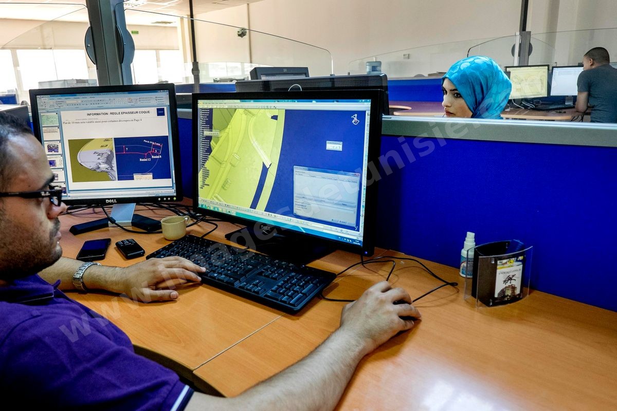 Bureau d'études et développements mécanique de Telnet Innovations Labs au Pôle Technologique et de Communication d'El Ghazala dans la banlieue nord de Tunis
