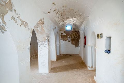 Mosquée souterraine Al Bardaoui à Mazran sur l'île de Djerba
