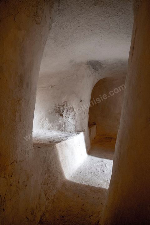 Mosquée souterraine Al Bardaoui à Mazran sur l'île de Djerba