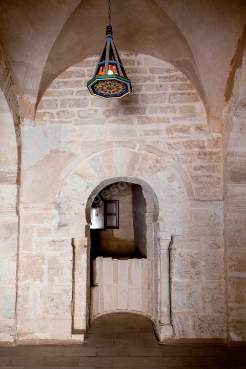 Salle du musée de l'architecture traditionnelle dans la Kasbah de Sfax, la seconde ville du pays et capitale du sud. Grande ville portuaire et industrielle, mais aussi culturelle avec ses remparts, sa medina, ses nombreux monuments historiques et ses musées. 