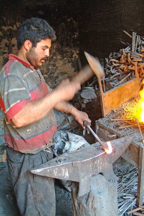 Forgeron dans la medina de Sfax