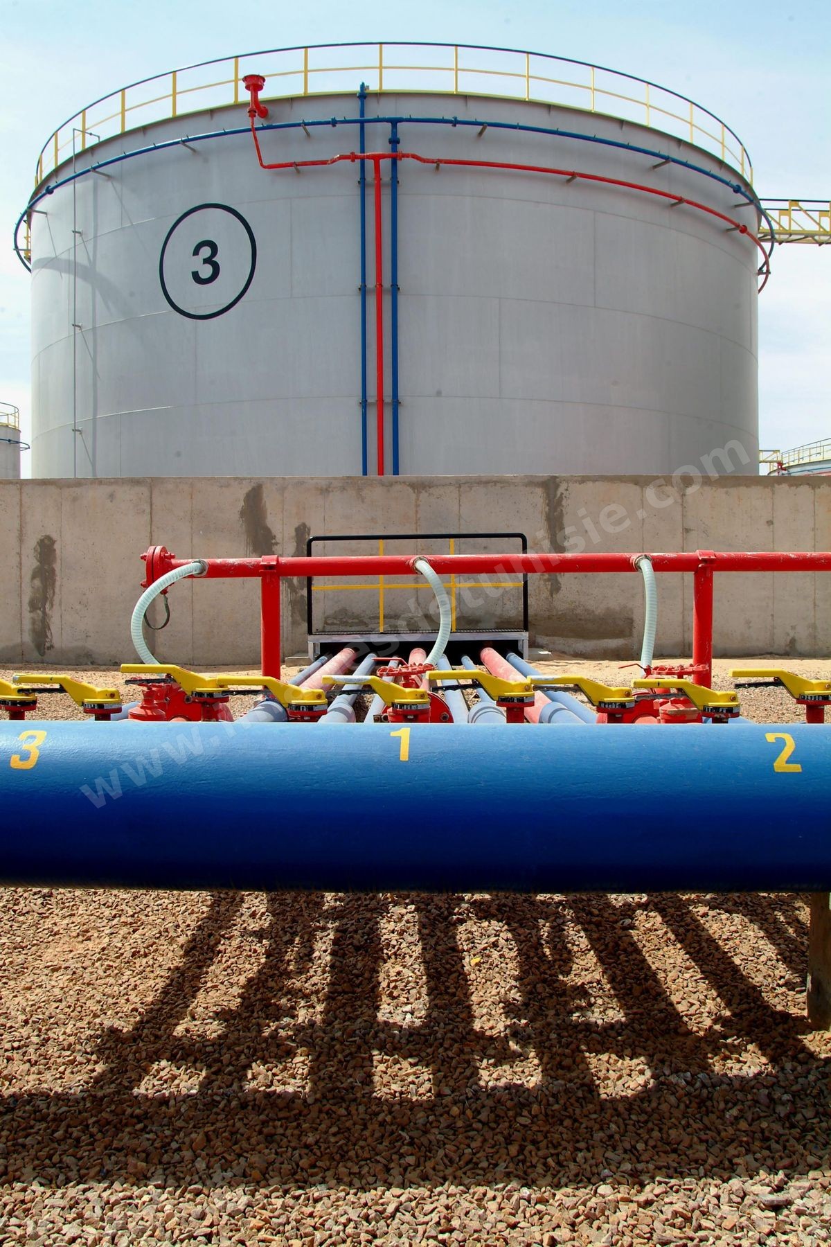 Dépot d'hydrocarbure dans la zone industrielle portuaire de Zarzis