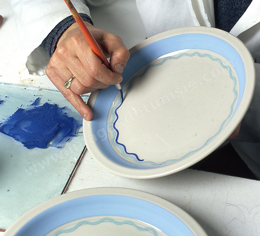 Atelier Bel Art, usine de production de céramique artistique au Cap Bon