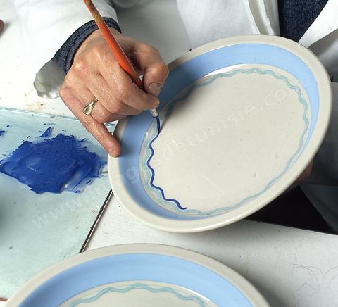 Atelier Bel Art, usine de production de céramique artistique au Cap Bon