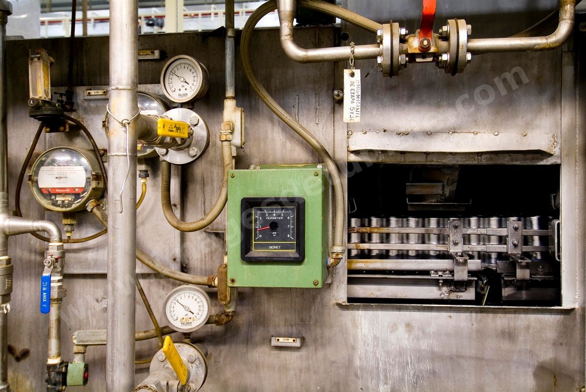 Usine de fabrication de canette de boissons alimentaire de Crown Holdings, Inc, fournisseur important de produits d'emballage pour les entreprises de vente de produits de consommation à Tunis