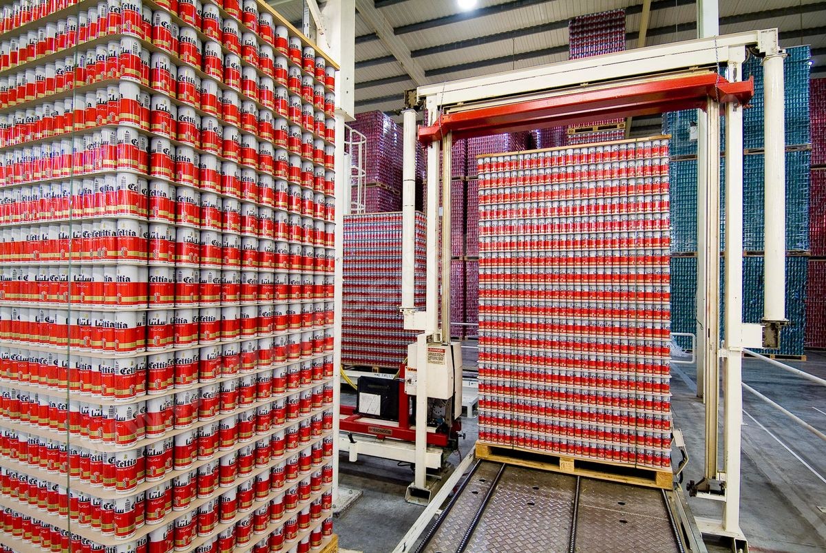 Usine de fabrication de canette de boissons alimentaire de Crown Holdings, Inc, fournisseur important de produits d'emballage pour les entreprises de vente de produits de consommation à Tunis