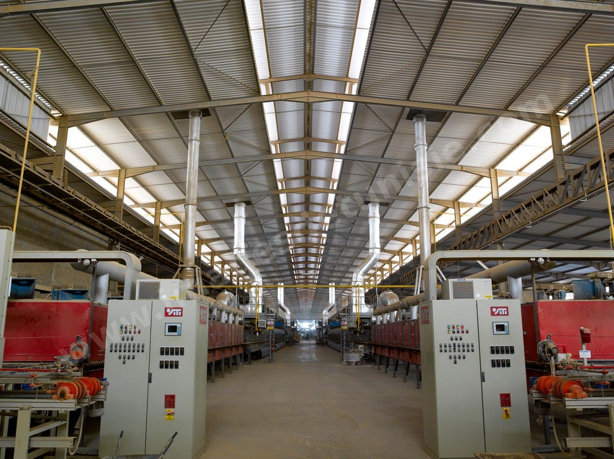 Usine Carthago Ceramic production de carreaux de céramique et faïence à Sfax