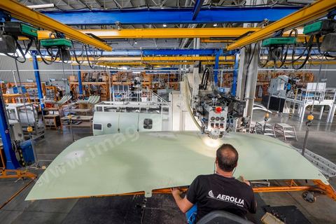 Site de production de Aérolia dans la banlieue sud de Tunis au coeur du nouveau concept de pôle aéronautique développé depuis 2009. Ce site de la filiale de Airbus Industrie produit des éléments des nouveaux Airbus A320. 