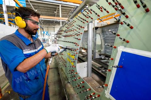 Site de production de Aérolia dans la banlieue sud de Tunis au coeur du nouveau concept de pôle aéronautique développé depuis 2009. Ce site de la filiale de Airbus Industrie produit des éléments des nouveaux Airbus A320. 