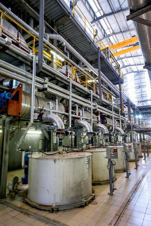 Usine de raffinage de sucre de Bizerte a été achetée par un investisseur libyen. Il s’agit d’une entreprise confisquée par l’Etat, rachetée par le libyen et louée, par la suite, à une entreprise française.