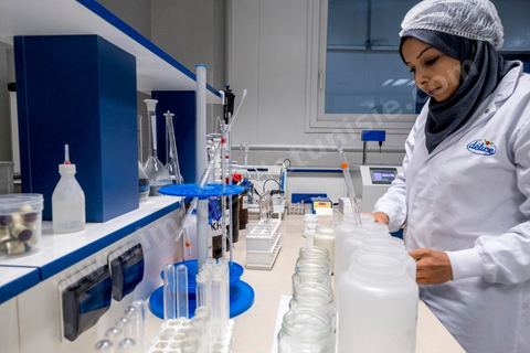 La Centrale Laitière Délice de Sidi-Bouzid. Elle est créée le 13 Juin 2011 et a pour objet la fabrication, le conditionnement et la commercialisation du lait et dérivés, et la production et vente de tout produit agroalimentaire.  Elle est entrée en production courant le mois d’Avril 2014.