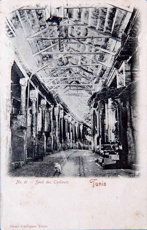 Souk des tailleurs dans la medina de Tunis - Carte postale ancienne Tunisie