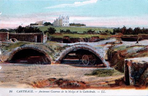 Les citernes romaines de la Malga et la cathédrale de Carthage - Carte postale ancienne Tunisie