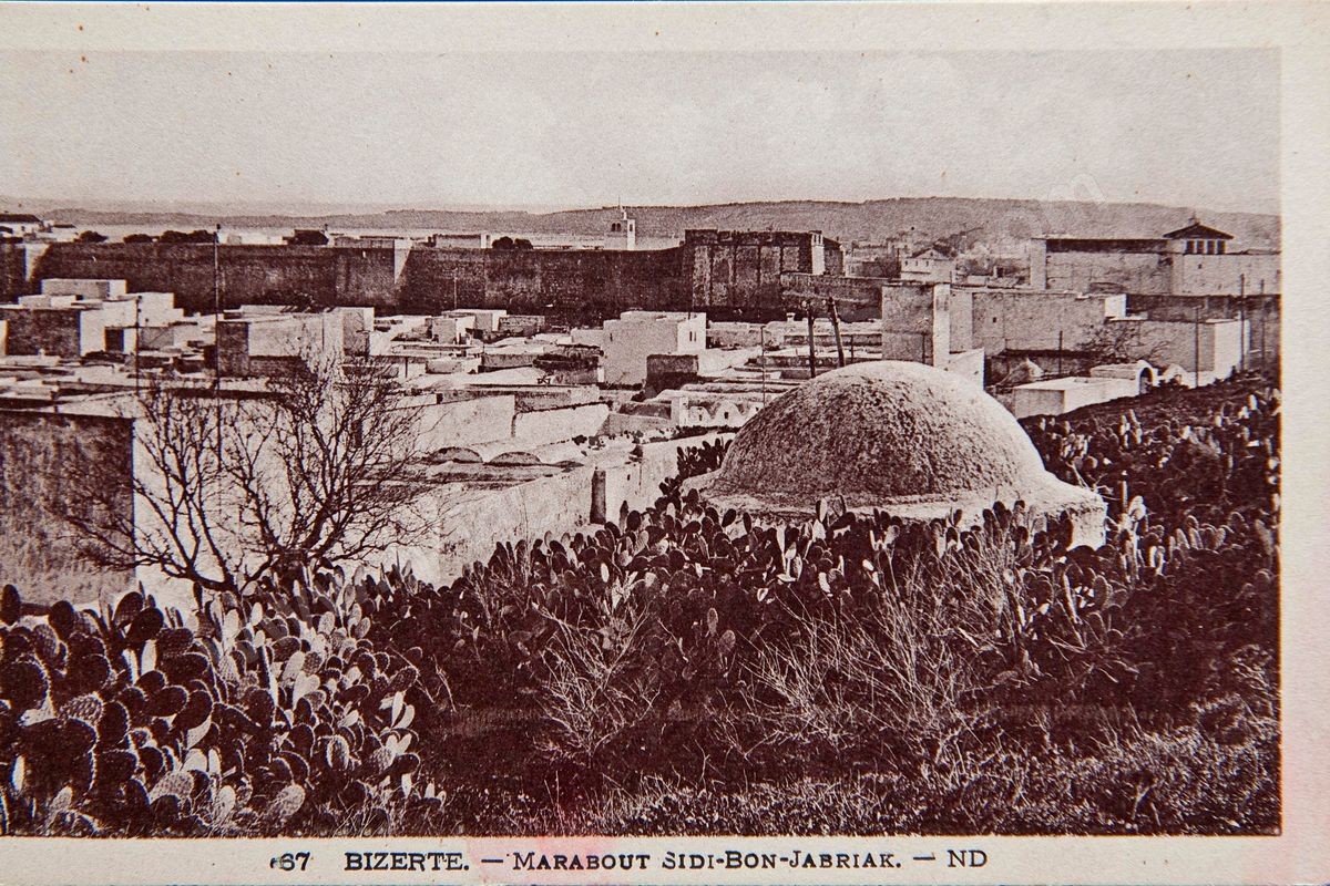 P030-033