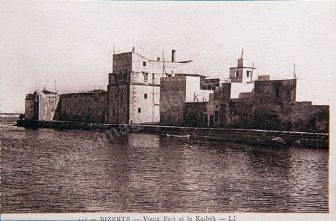 le vieux port et la Kasbah de Bizerte - Carte postale ancienne Tunisie