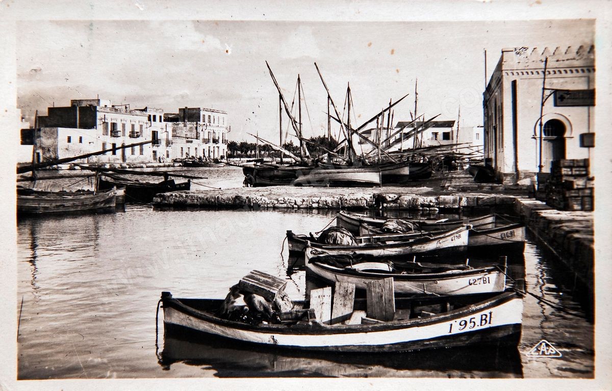 P030-047