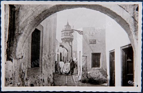 Rue de la Grande Mosquée dans la medina de Bizerte 1955 - Carte postale ancienne Tunisie