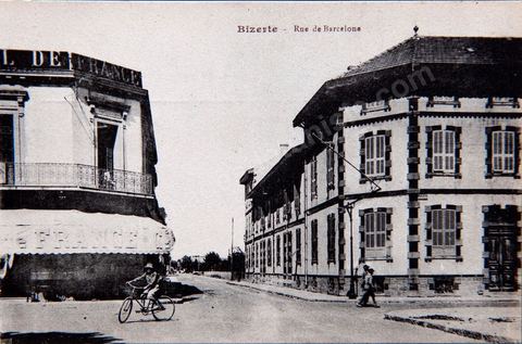 Rue de Barcelone à Bizerte - Carte postale ancienne Tunisie
