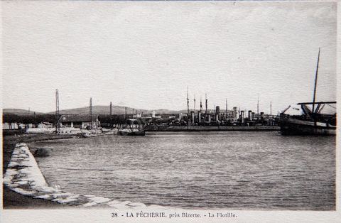 La pêcherie à Bizerte - Carte postale ancienne Tunisie