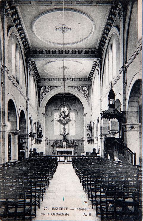 Intérieur de la cathédrale de Bizerte - Carte postale ancienne Tunisie