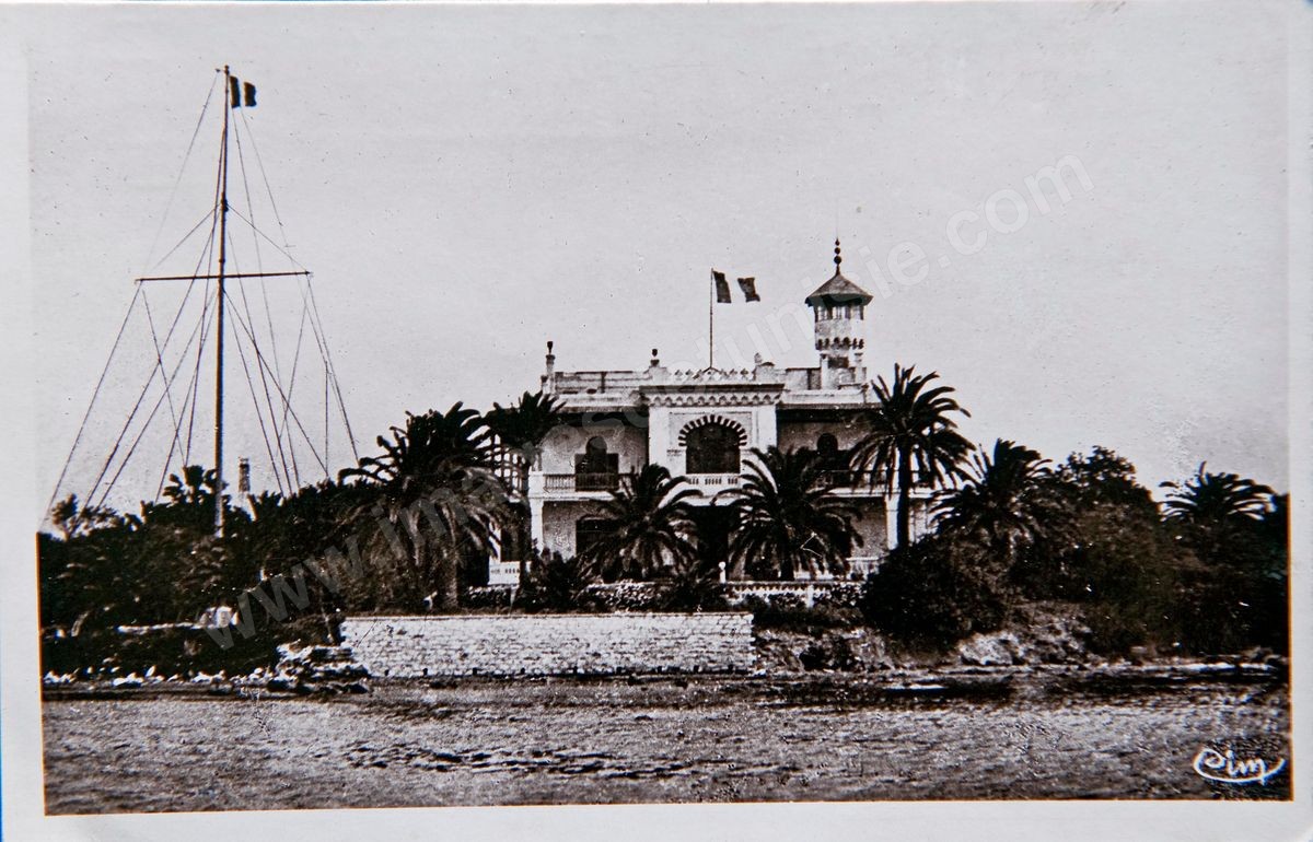 P030-132