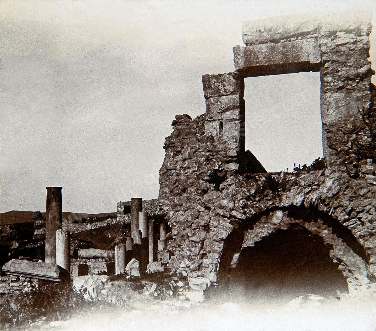 P044-005