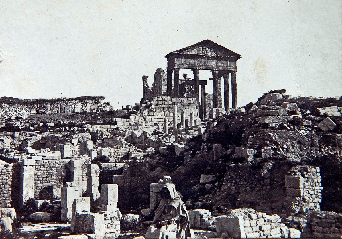 P044-015