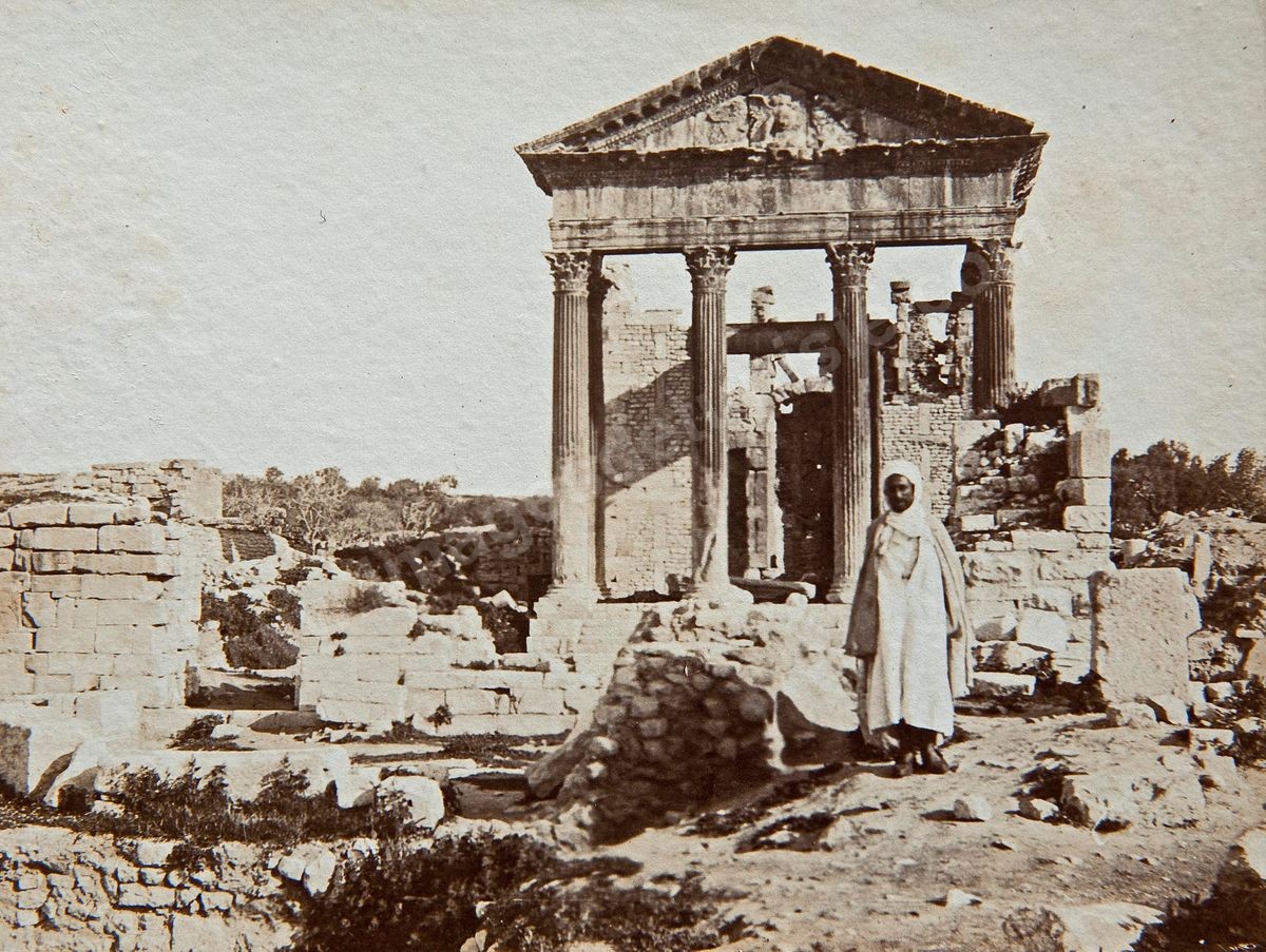 P044-016