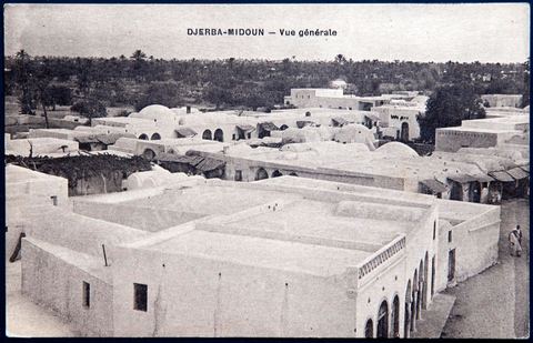 Carte postale ancienne - le village de Midoun sur l'île de Djerba