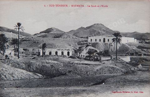 Sud tunisien - Matmata Le souk et l'école - Carte postale ancienne Tunisie