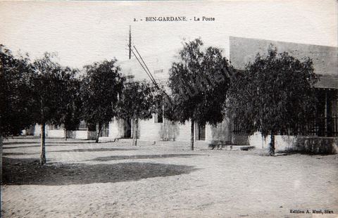La poste de Ben Guardane - Carte postale ancienne Tunisie