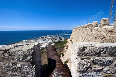 Forteresse byzantine surplombant la ville côtière de Kelibia au Cap Bon