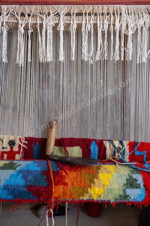 Atelier de tissage au village Ken