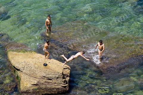 Criques sauvages, plages et montagne - Korbous
