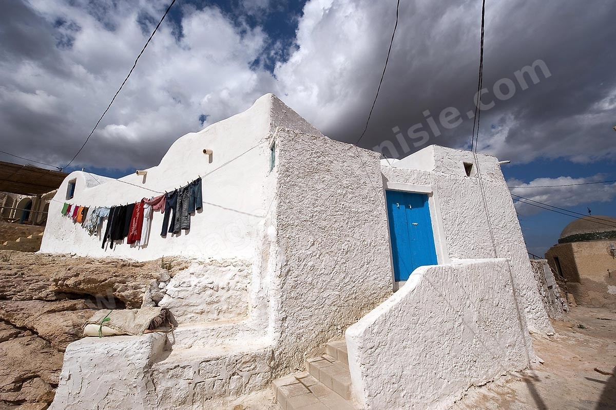 C17-026