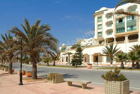 Croisette avec hotels sur la zone touristique de Yasmine Hammamet