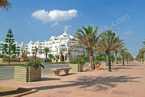 Croisette avec hotels sur la zone touristique de Yasmine Hammamet