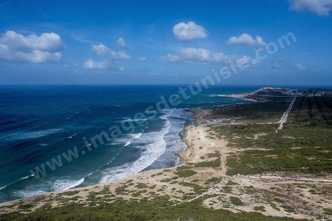 Plage de Nadhour au nord de Bizerte