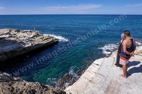 Port et falaises de Cap Zebib